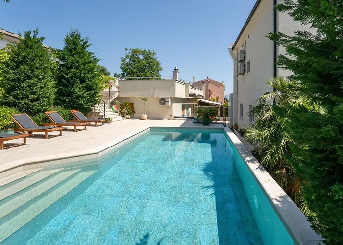 Dita-5 By Interhome *